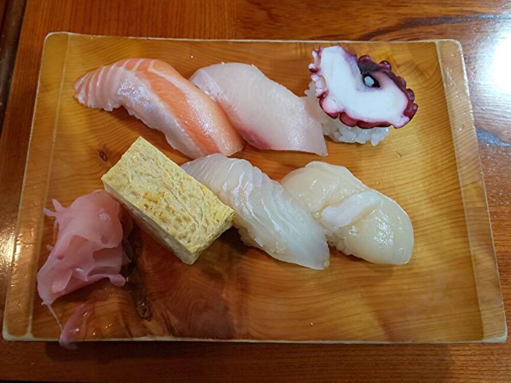 本当は教えたくない……お寿司屋さん！！全部美味しい