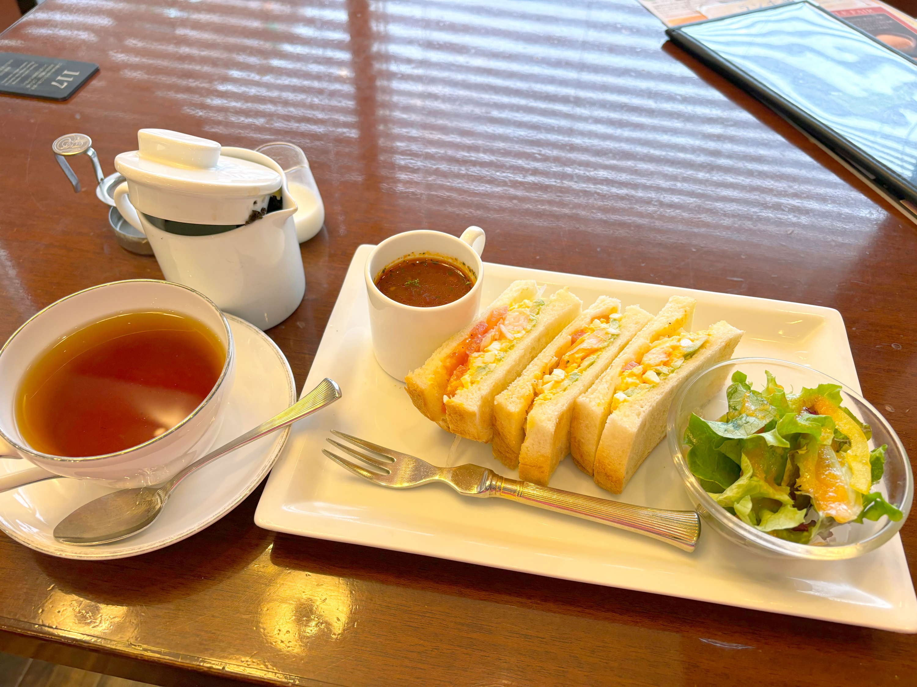 気軽に入れる紅茶専門店　ザ・ダージリン