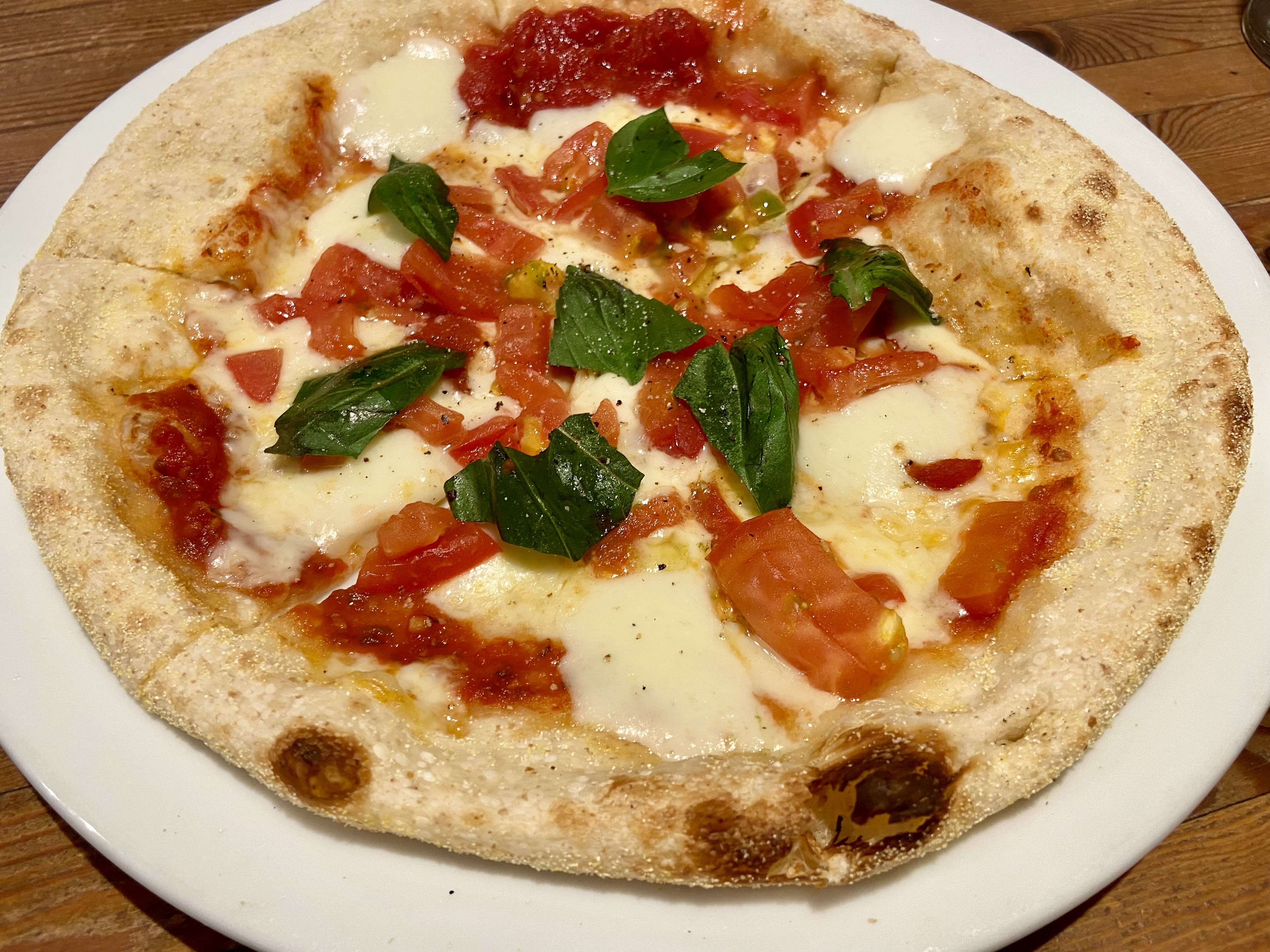 柿生駅からすぐのイタリアン「ベルソリーゾ」