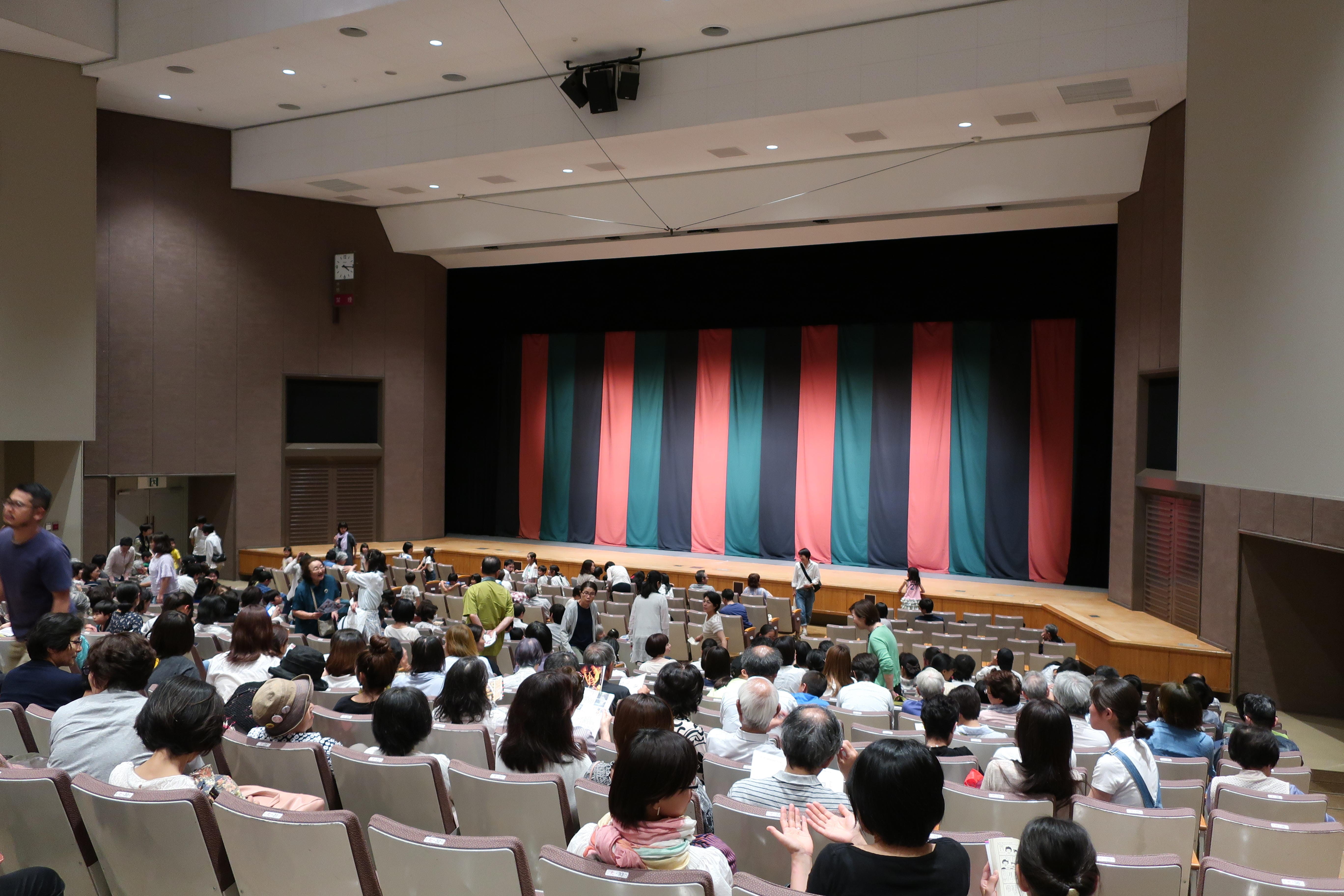 町田市民ホール