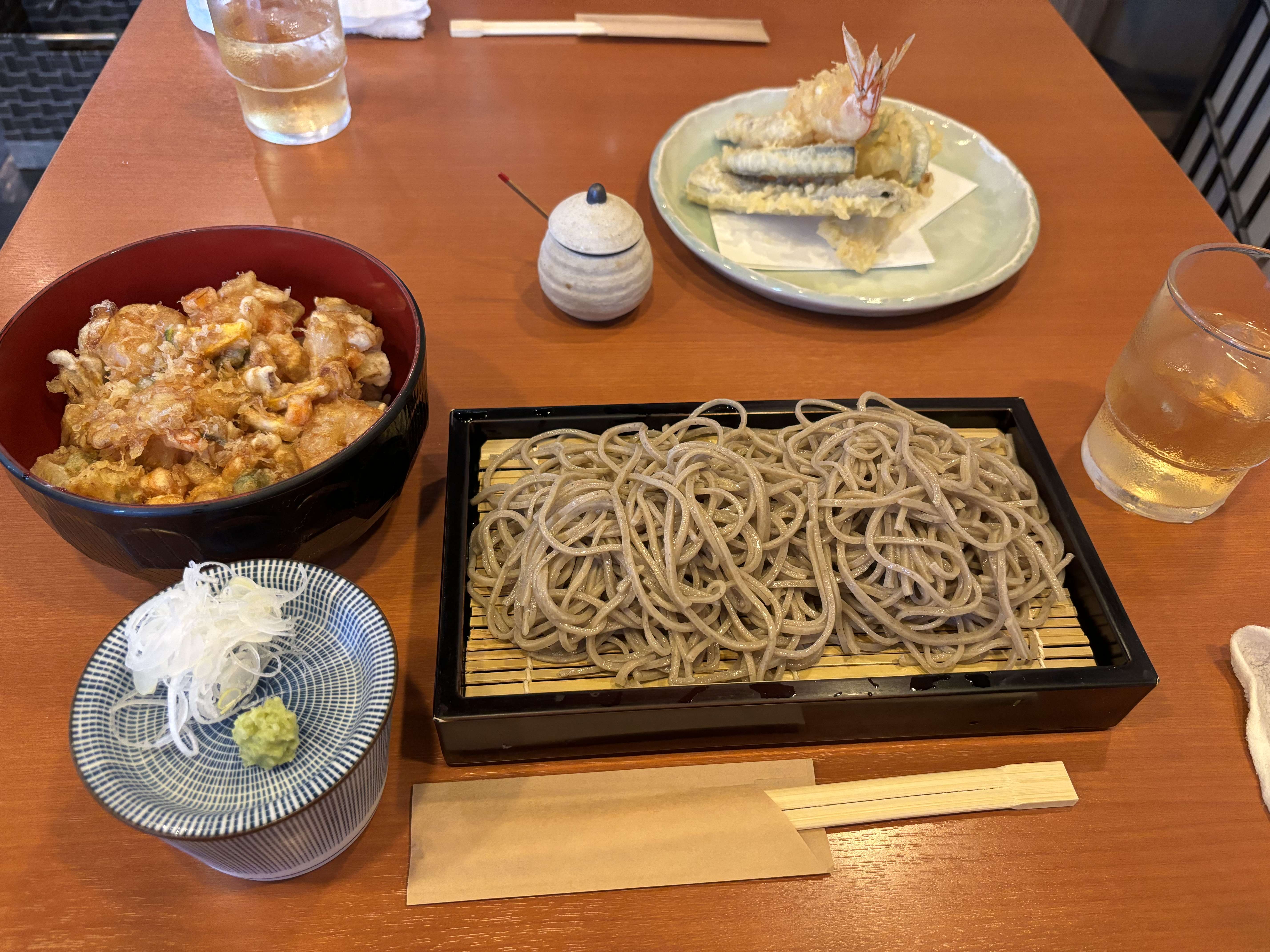 隠れ家的なお蕎麦屋さん