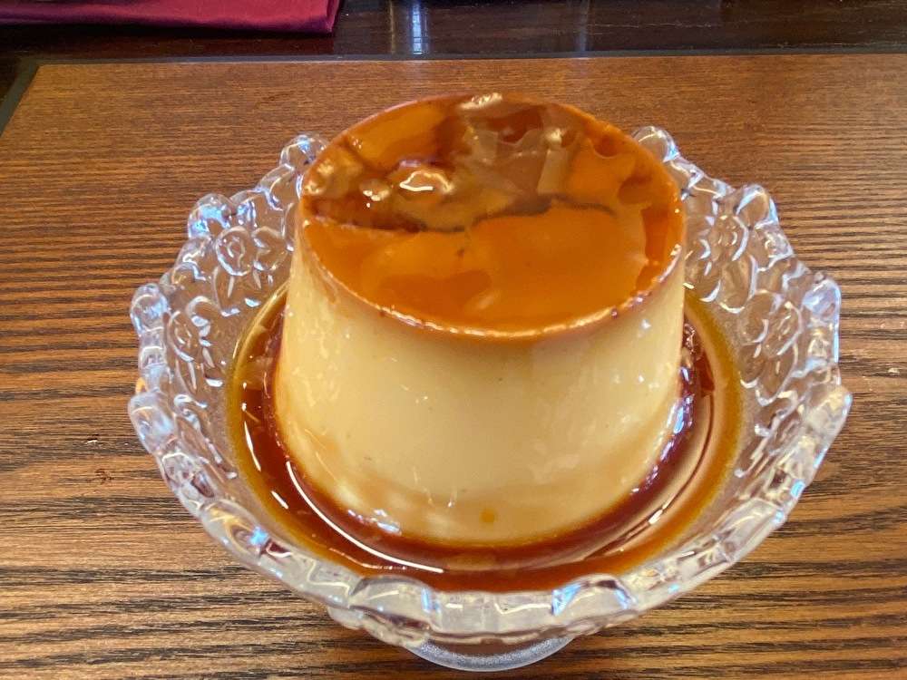 プリンが名物の花冠でパスタランチ