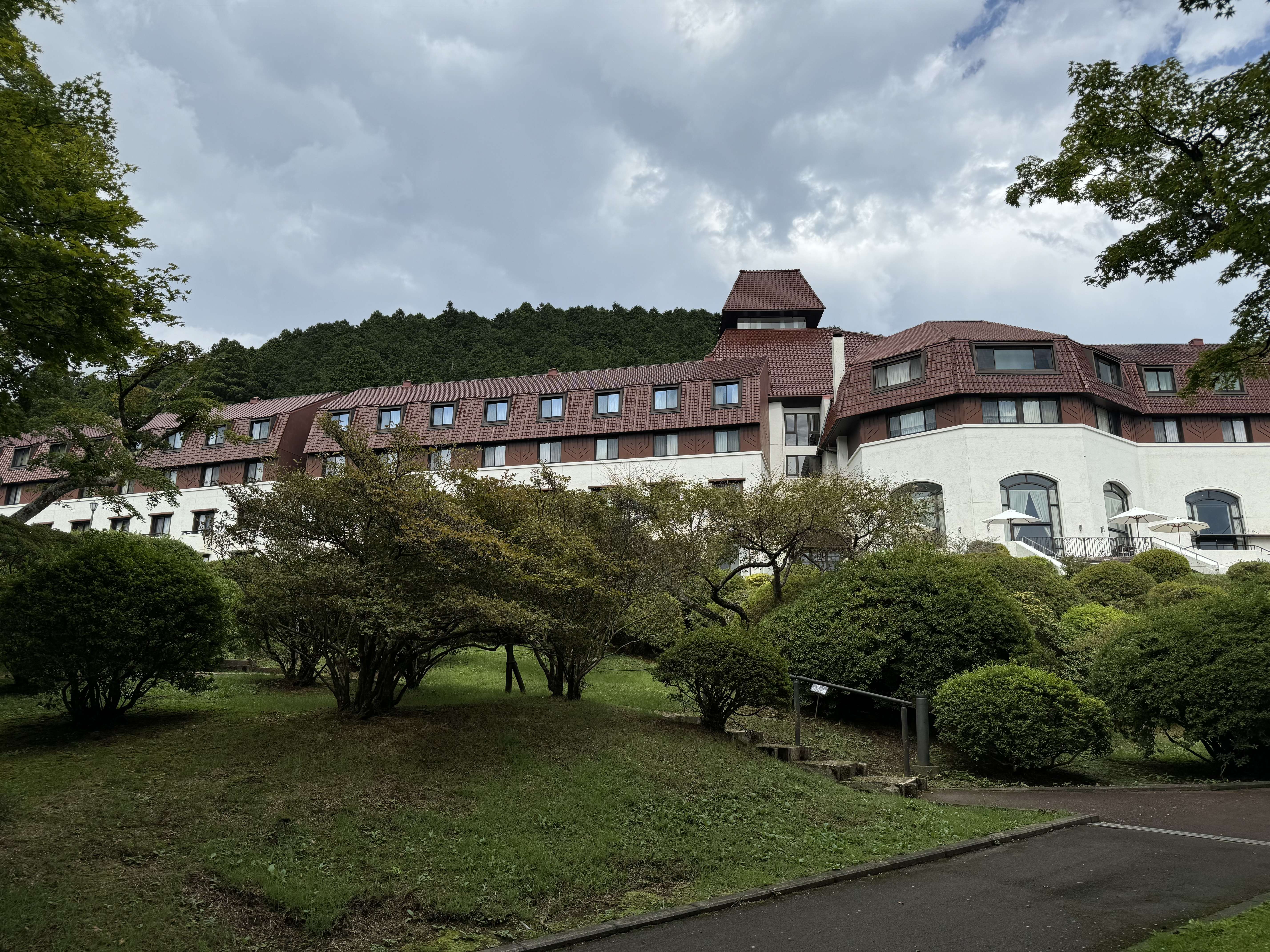 小田急 山のホテルと「箱根三社参り」