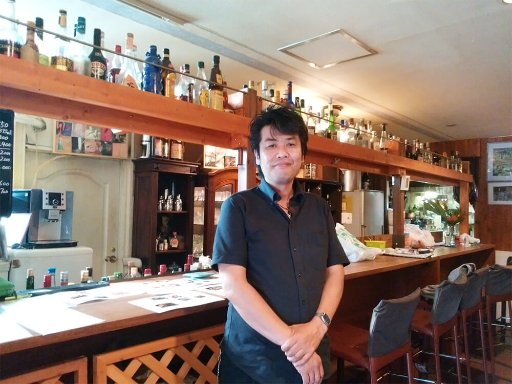 駅のすぐ前！美味しい店