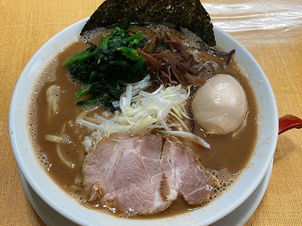 濃厚豚骨ラーメン